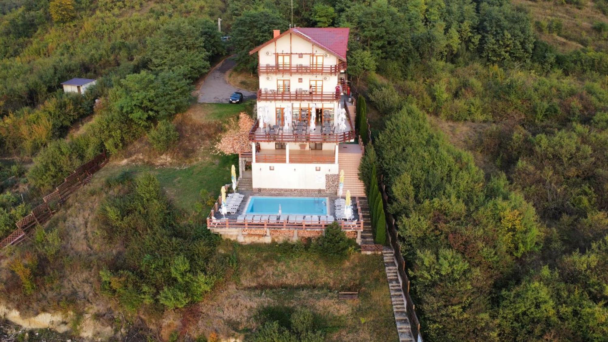 Pensiunea Belvedere Cincis Ngoại thất bức ảnh