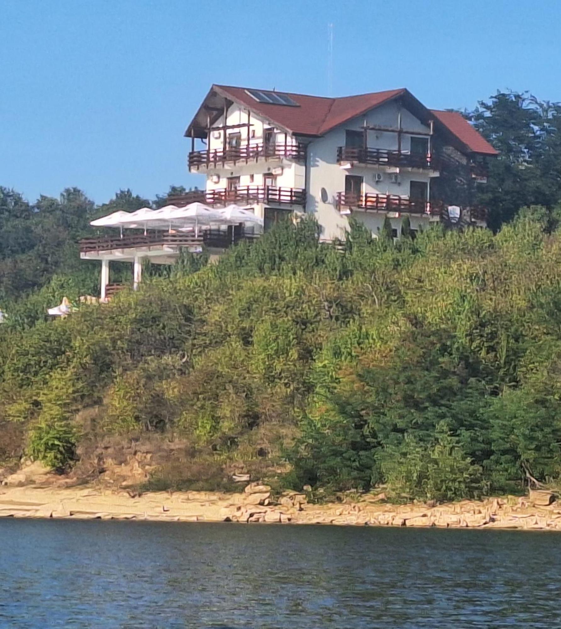 Pensiunea Belvedere Cincis Ngoại thất bức ảnh