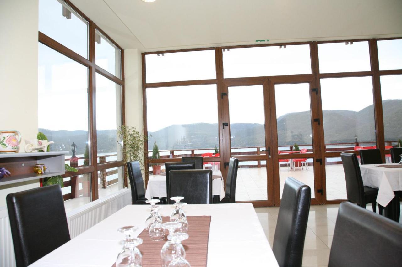 Pensiunea Belvedere Cincis Ngoại thất bức ảnh